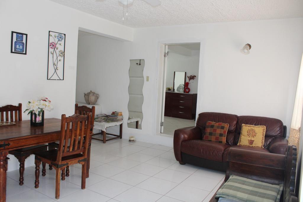 Fern Tree Bed And Breakfast Frigate Bay Ngoại thất bức ảnh