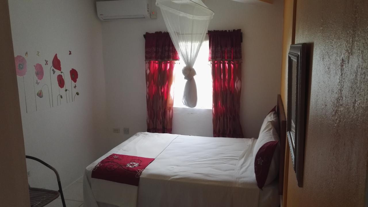 Fern Tree Bed And Breakfast Frigate Bay Ngoại thất bức ảnh
